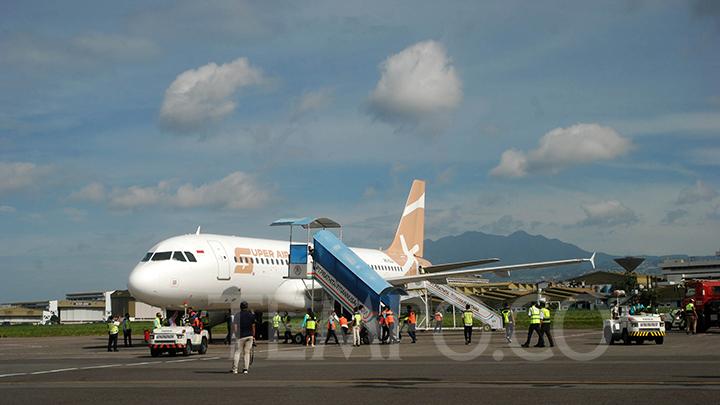 Buka rute baru ke Danau Toba lewat Silangit, Super Air Jet menawarkan tiket Rp 739 ribu.