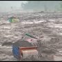 Sungai meluap akibat lahar dingin Gunung Sumeru, 32 KK mengungsi di Lumajang